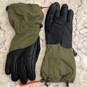 Lands’ End Gloves